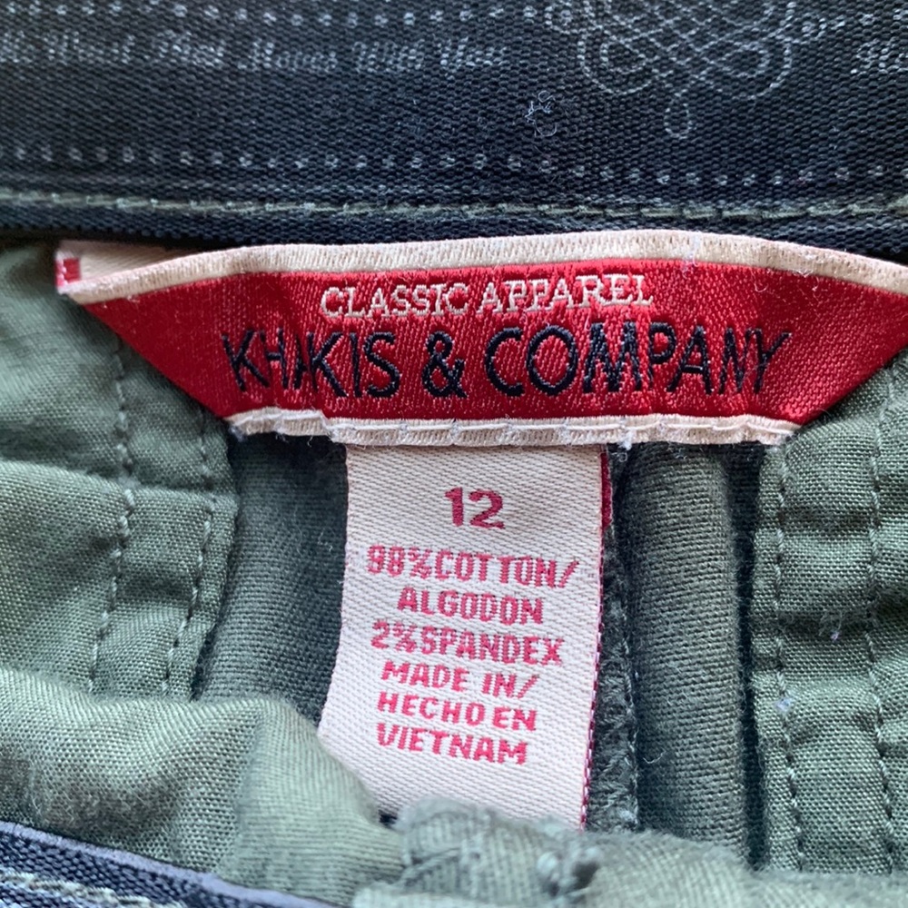 Brand new only worn twice khakis pants!